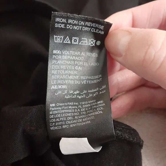 Chico's Zenergy Black Floral Embroidered Shirt Size 3 (16/18) - Picture 8 of 11